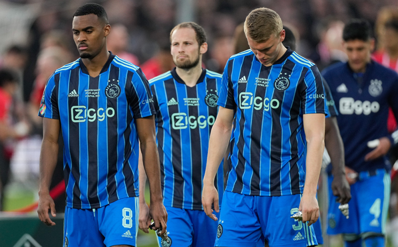 HLV Erik ten Hag phân tâm vì MU, Ajax để PSV vô địch Cúp Hoàng gia Hà Lan - Ảnh 1