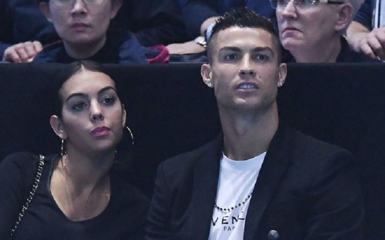 Ronaldo nghẹn ngào thông báo mất con trai chưa kịp chào đời - Ảnh 4