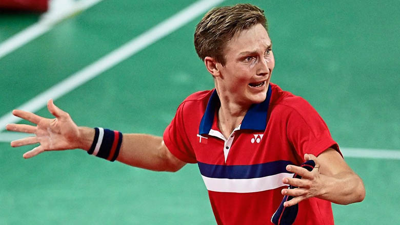 Tay vợt Viktor Axelsen đòi nợ Liên đoàn cầu lông thế giới - Ảnh 1