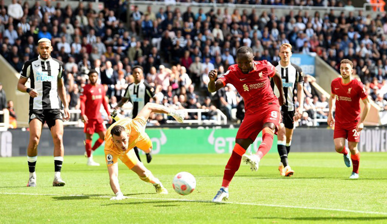 Kết quả Newcastle vs Liverpool: Keita đưa The Kop lên đỉnh - Ảnh 2