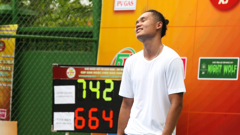 VTF Masters 500-1 năm 2022 ngày 4: Linh Giang bất ngờ thua tay vợt 18 tuổi - Ảnh 1
