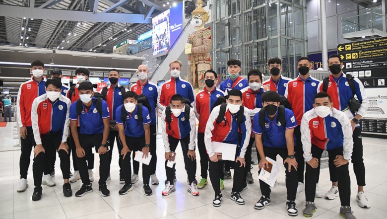 U23 Thái Lan lên đường sang Việt Nam tham dự SEA Games 31 - Ảnh 1