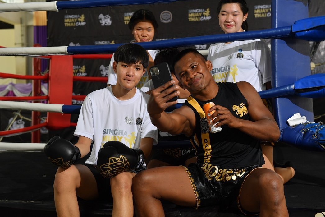 'Thánh' Buakaw đặt chỉ tiêu 3 HCV cho tuyển Kickboxing Thái Lan tại SEA Games 31 - Ảnh 1