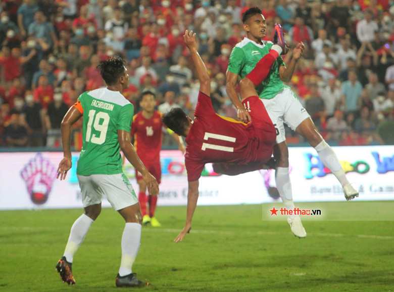 TRỰC TIẾP U23 Việt Nam 0-0 U23 Indonesia: Chủ nhà suýt có bàn thắng - Ảnh 22