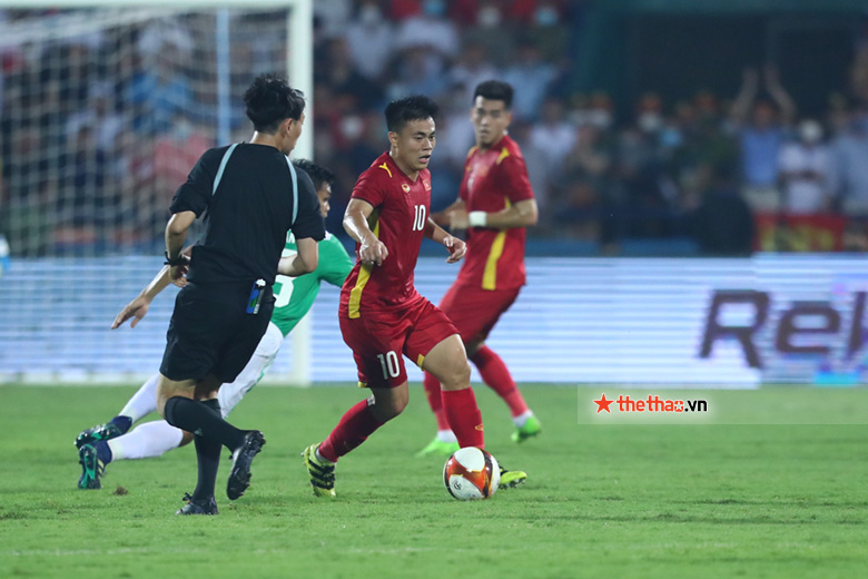 TRỰC TIẾP U23 Việt Nam 0-0 U23 Indonesia: Chủ nhà suýt có bàn thắng - Ảnh 24