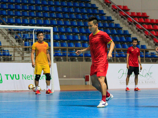ĐT futsal nam Việt Nam có buổi tập đầu tiên trước thềm SEA Games 31 - Ảnh 3