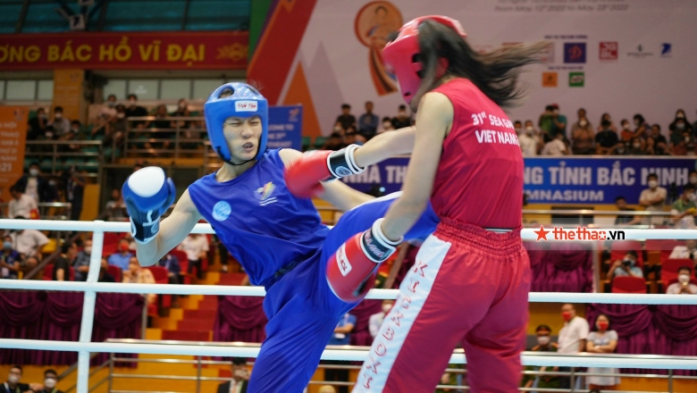 Kickboxing SEA Games 31: Hằng Nga thắng áp đảo sau 2 lần đánh choáng võ sĩ Malaysia - Ảnh 1