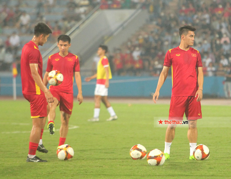 TRỰC TIẾP U23 Việt Nam 0-0 U23 Philippines: Quyết chiến vì ngôi đầu - Ảnh 19
