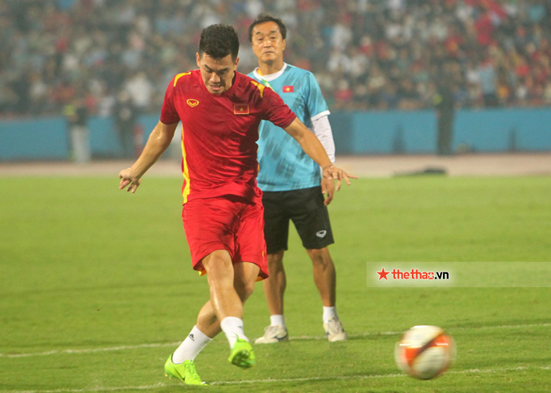 TRỰC TIẾP U23 Việt Nam 0-0 U23 Philippines: Quyết chiến vì ngôi đầu - Ảnh 20