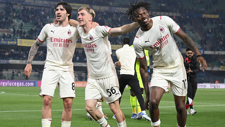 Kết quả Verona vs AC Milan: Rossoneri ngược dòng để trở lại đỉnh bảng Serie A - Ảnh 1