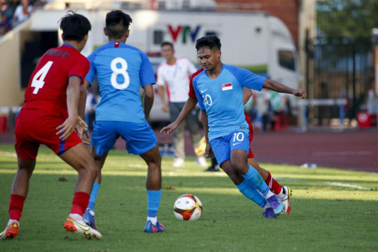 Sao U23 Singapore bỏ lỡ khó tin trong trận thắng Campuchia - Ảnh 2