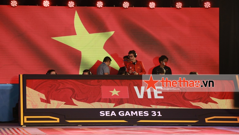 Kết quả Tốc Chiến SEA Games 31: Nhấn chìm Singapore, Việt Nam toàn thắng ở ngày thi đấu đầu tiên - Ảnh 1