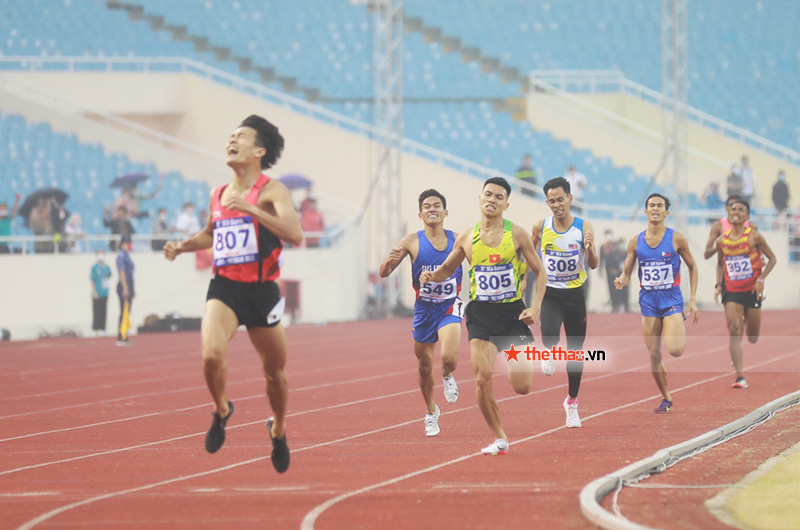 Lương Đức Phước chạy nước rút khó tin, vượt mặt Trần Văn Đảng giành HCV 1500m nam SEA Games 31 - Ảnh 3