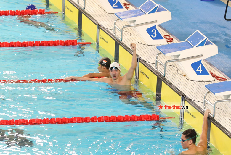 Nguyễn Huy Hoàng tự phá kỷ lục SEA Games đường bơi 400m tự do - Ảnh 1