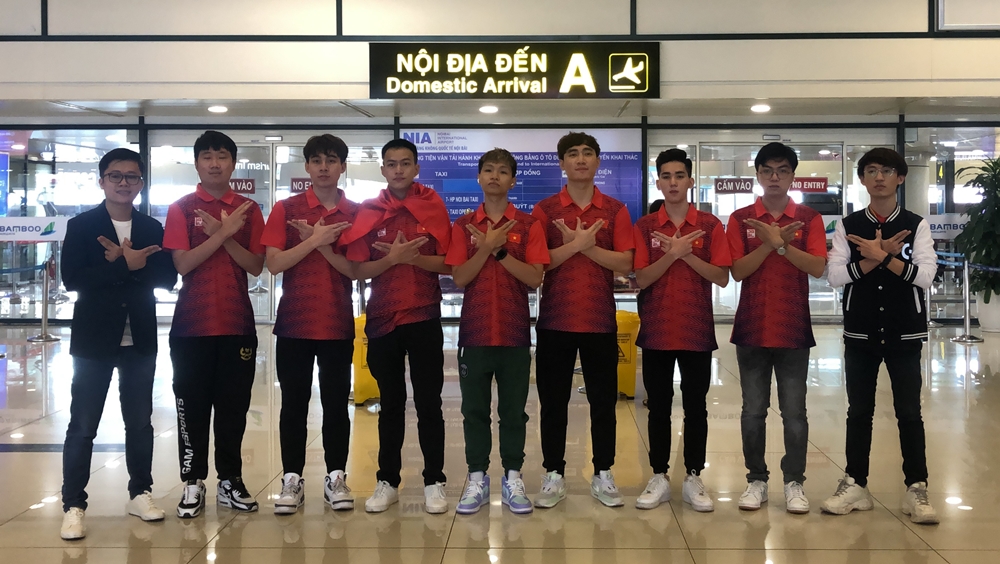 GAM Esports đặt chân tới Hà Nội, chờ ngày cầm Huy chương vàng SEA Games 31 - Ảnh 1