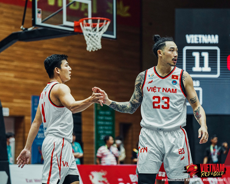 ĐT bóng rổ nam Việt Nam gục ngã sức mạnh áp đảo của Philippines - Ảnh 2