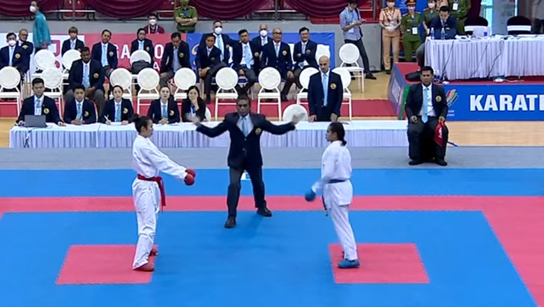 Hồ Thị Thu Hiền mang về HCV thứ 3 cho ĐT Karate Việt Nam tại SEA Games 31 - Ảnh 2