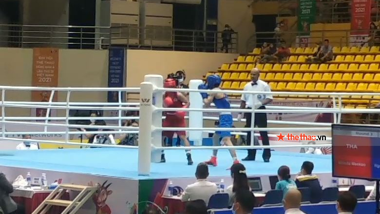 Nguyễn Thị Tâm đấm hạ võ sĩ Thái Lan, lọt vào chung kết Boxing SEA Games 31 - Ảnh 1