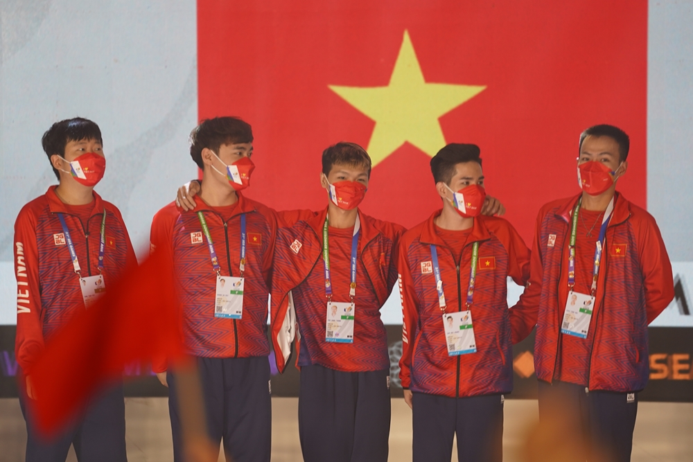 Hội phụ huynh tiếp sức tuyển LMHT Việt Nam trước thềm chung kết SEA Games 31 - Ảnh 1