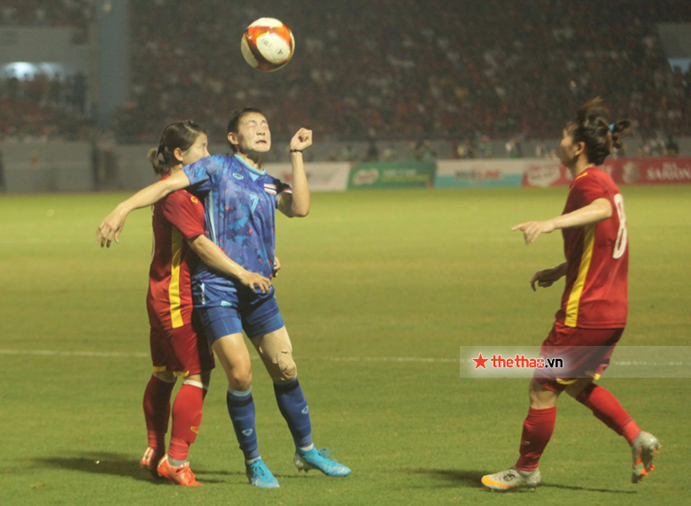 TRỰC TIẾP Nữ Việt Nam 0-0 nữ Thái Lan: Chủ nhà pressing tầm cao - Ảnh 8
