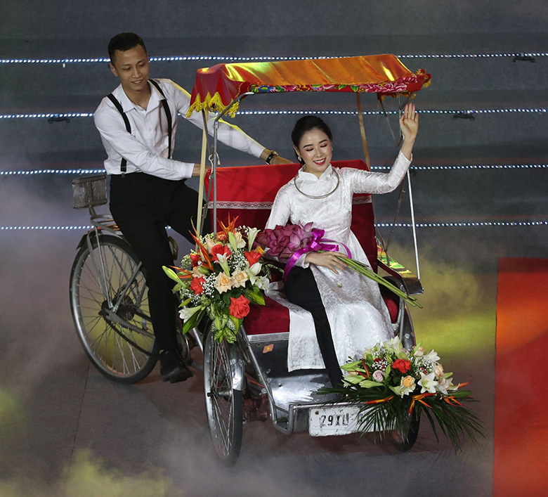 SEA Games 31 kết thúc bằng lễ bế mạc đầy màu sắc - Ảnh 5