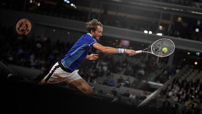 Thất bại của Medvedev tại Roland Garros ảnh hưởng ra sao tới cuộc đua giành vị trí số 1 thế giới? - Ảnh 1