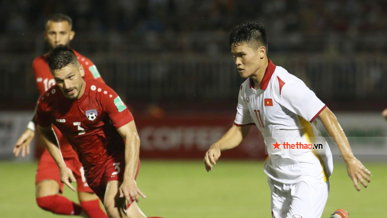 HLV Park Hang Seo: ĐT Việt Nam sẽ sử dụng sơ đồ 4 hậu vệ ở AFF Cup tới - Ảnh 1
