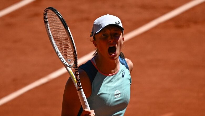 Swiatek san bằng chuỗi trận thắng của Serena Williams, vào chung kết Roland Garros - Ảnh 1