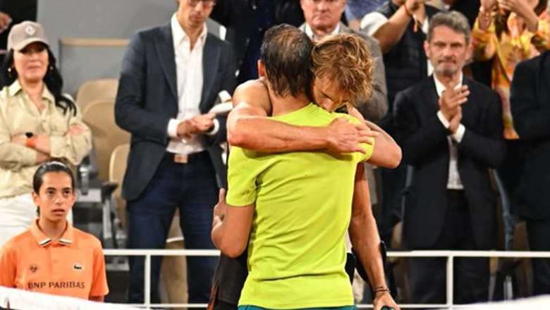 Zverev chấn thương nặng sau nỗ lực cứu bóng, Nadal vào thẳng Chung kết Roland Garros 2022 - Ảnh 2