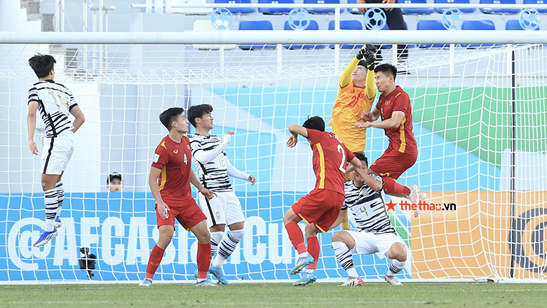 Quan Văn Chuẩn thi đấu xuất sắc ra sao ở trận U23 Việt Nam vs U23 Hàn Quốc? - Ảnh 1