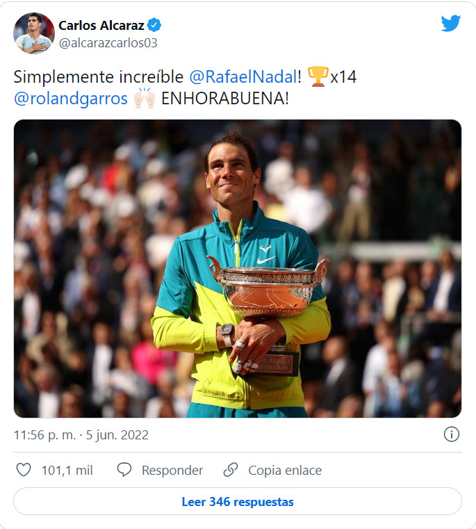 Federer và Djokovic im lặng khi Nadal giành Grand Slam thứ 22 - Ảnh 1