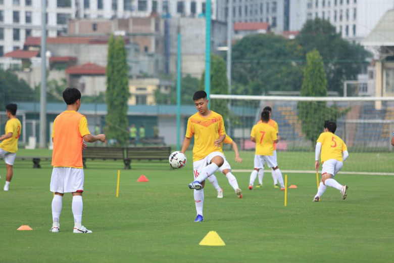 'Vua giải trẻ' Quốc Việt đánh giá cao Thái Lan và Indonesia tại giải U19 Đông Nam Á - Ảnh 1