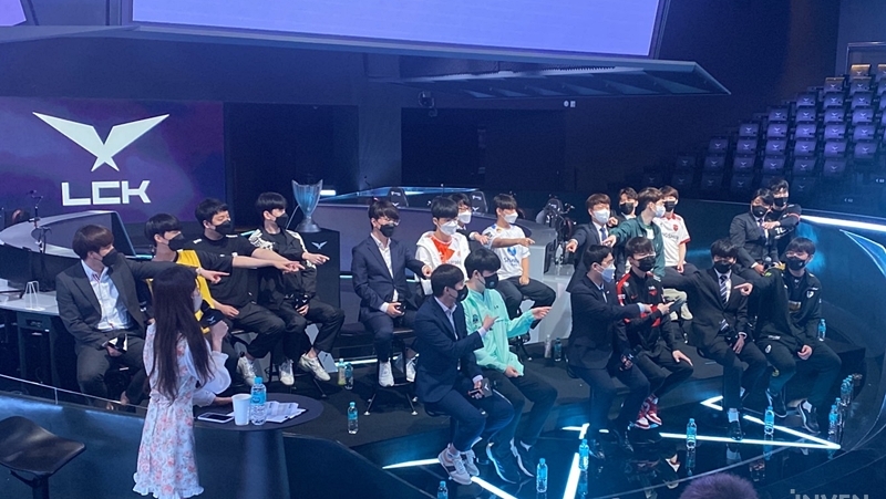 Faker: ‘Tôi nghĩ mình ở độ tuổi 30 sẽ chẳng khác mấy với thời 20’ - Ảnh 3