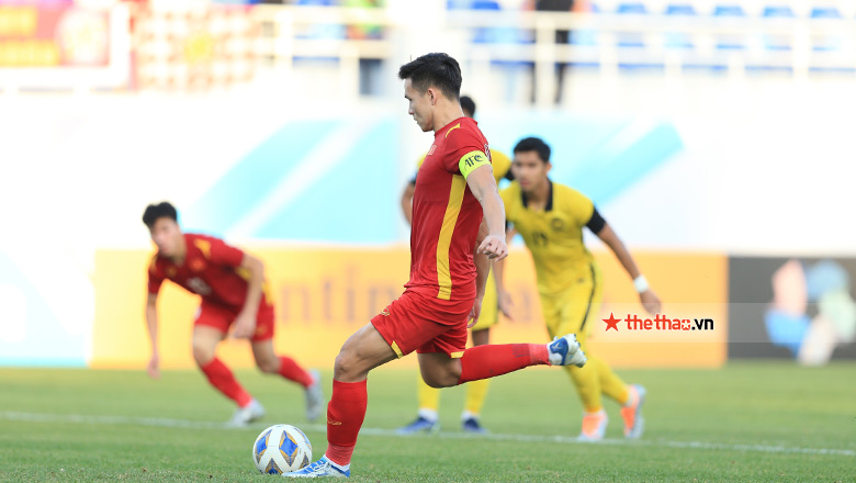 Bùi Hoàng Việt Anh có nhiều pha giải nguy nhất giải U23 châu Á 2022 - Ảnh 2
