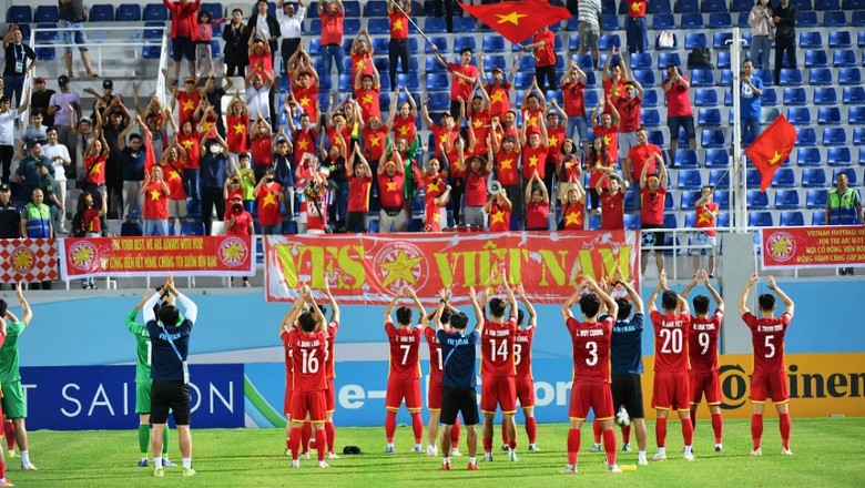 U23 Việt Nam phải chia nhóm, quá cảnh Thổ Nhĩ Kỳ để về nước - Ảnh 1