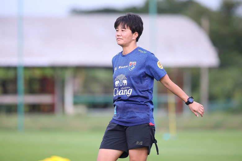 HLV ĐT nữ Thái Lan: Chúng tôi sẽ dùng nhiều cầu thủ trẻ ở giải Đông Nam Á - Ảnh 1