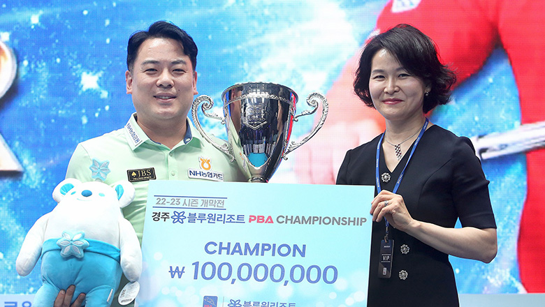 Cho Jae Ho đánh bại David Zapata, vô địch PBA Championship 2022 - Ảnh 3