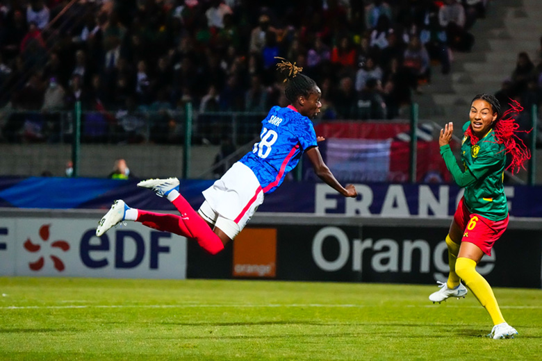 ĐT nữ Pháp đại thắng Cameroon trước trận gặp Việt Nam - Ảnh 1