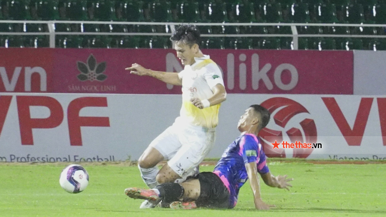 TRỰC TIẾP Sài Gòn 1-1 Bình Định: Gustavo dứt điểm đẳng cấp - Ảnh 5