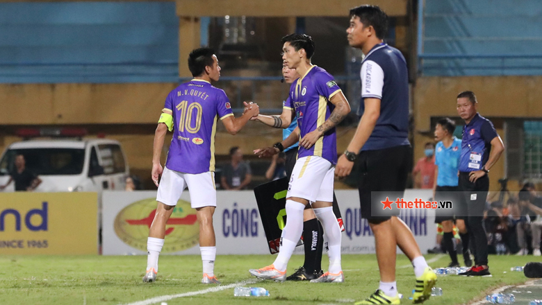 TRỰC TIẾP Hà Nội 2-1 Hải Phòng: Đoàn Văn Hậu vào sân - Ảnh 4