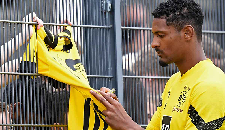 'Bom tấn' thay Haaland của Dortmund bị chẩn đoán mắc bệnh ung thư - Ảnh 2