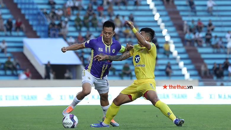 Nguyễn Văn Quyết là ai? Tiểu sử, sự nghiệp của huyền thoại V.League và Hà Nội FC - Ảnh 1