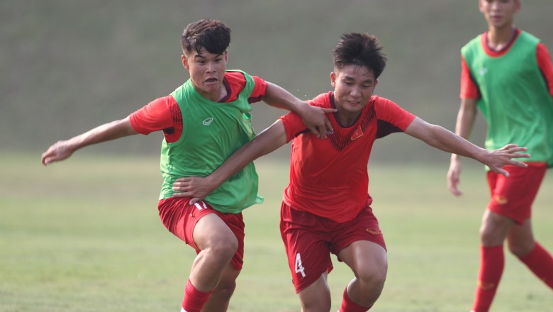 U16 Việt Nam tập chiến thuật rèn đấu U16 Philippines - Ảnh 12