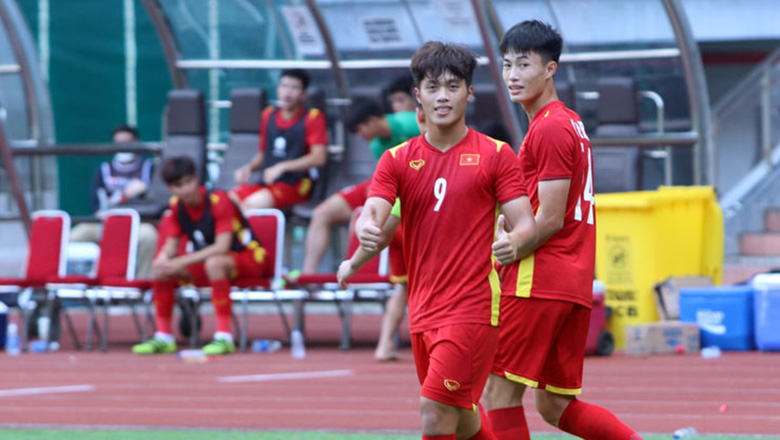 ĐT U19 Việt Nam có mặt tại Bình Dương, sẵn sàng đấu Thái Lan và Malaysia - Ảnh 1