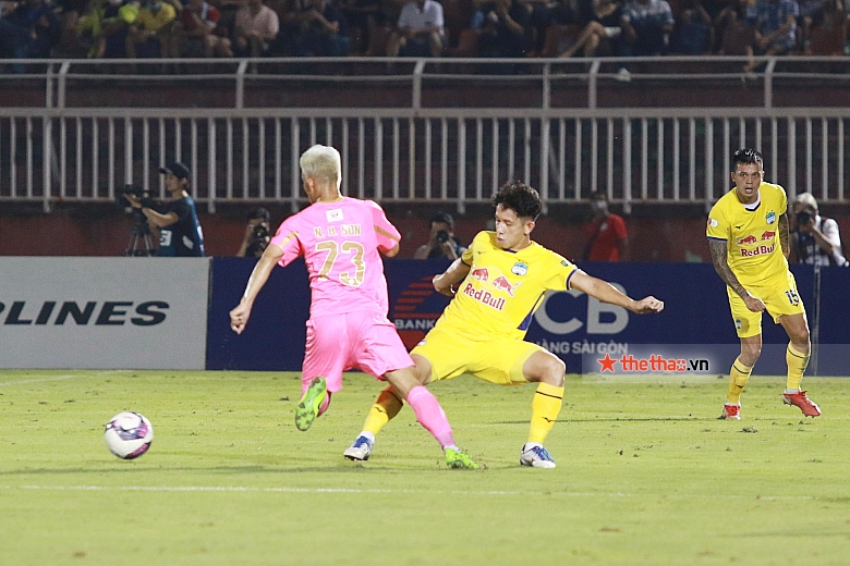 Kết quả V.League Sài Gòn vs HAGL: Công Phượng mang về 3 điểm - Ảnh 3
