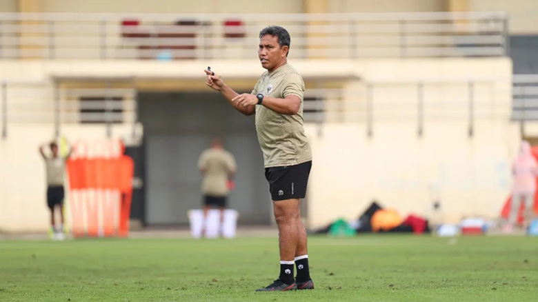 HLV U16 Indonesia tự tin có cách đối phó nếu U16 Việt Nam 'đổ bê tông' - Ảnh 1