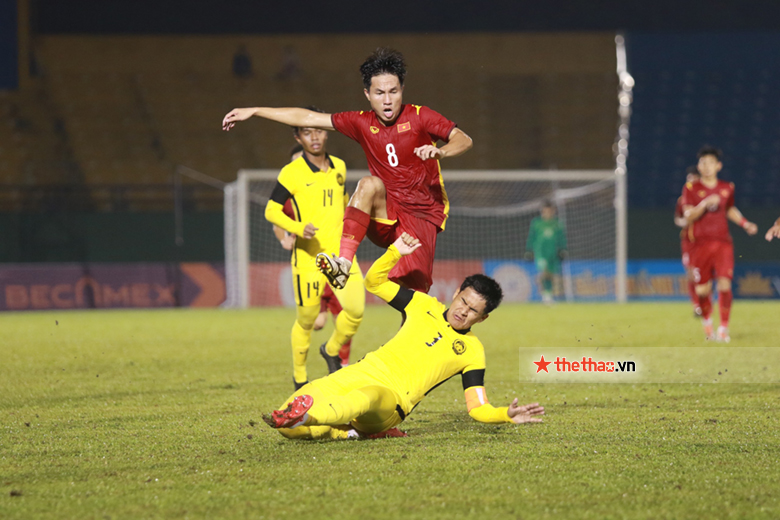 Kết quả U19 Việt Nam vs U19 Malaysia: Chủ nhà đòi nợ thành công sau loạt luân lưu cân não - Ảnh 3