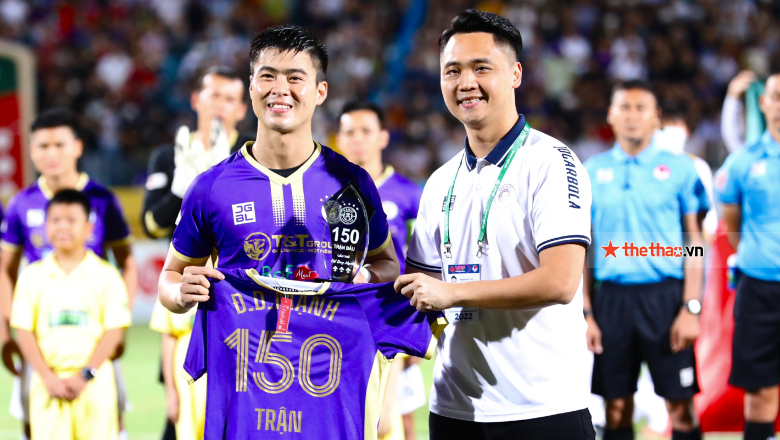 Duy Mạnh được CLB tri ân trước trận Hà Nội vs HAGL - Ảnh 3