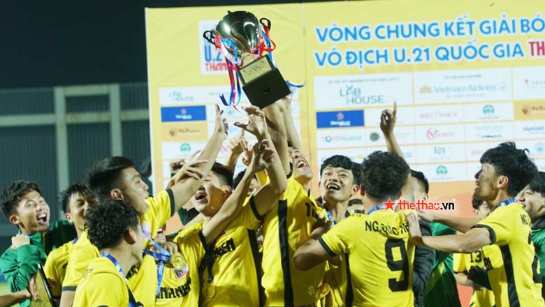 Nguyễn Quốc Việt là ai? Tiểu sử, sự nghiệp ‘Vua giải trẻ’ mới của Nutifood và bóng đá Việt Nam - Ảnh 5