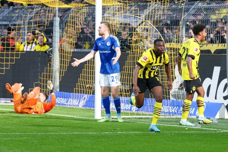 Kết quả Dortmund vs Schalke 04: Chiến thắng không trọn vẹn - Ảnh 2